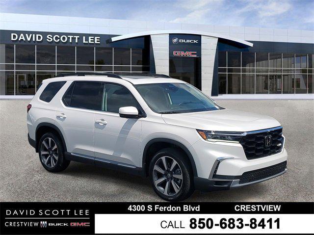 used 2025 Honda Pilot car, priced at $50,990