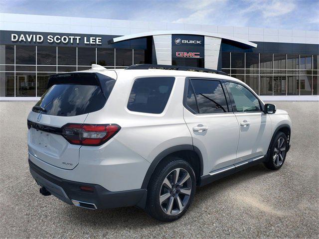 used 2025 Honda Pilot car, priced at $50,990