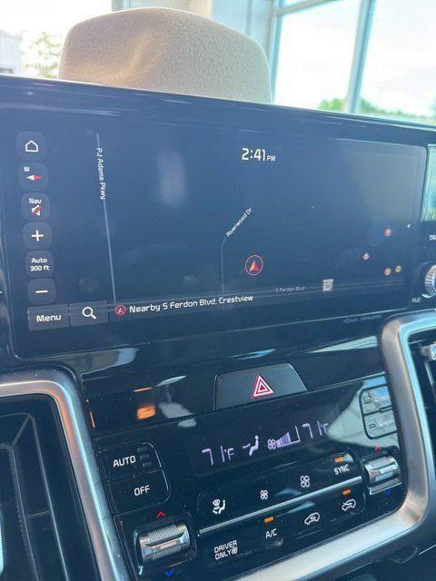 used 2023 Kia Sorento Hybrid car, priced at $29,990