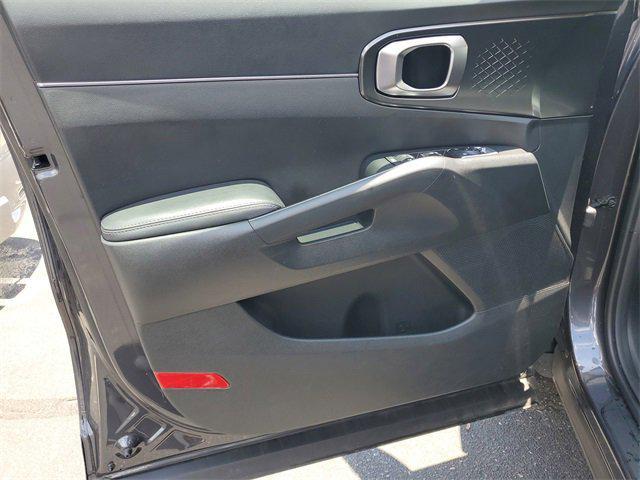 used 2023 Kia Sorento Hybrid car, priced at $31,990
