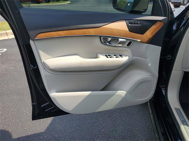 used 2022 Volvo XC90 car, priced at $38,990