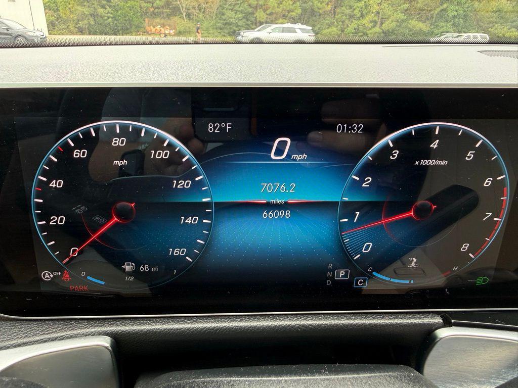 used 2020 Mercedes-Benz GLB 250 car, priced at $21,990
