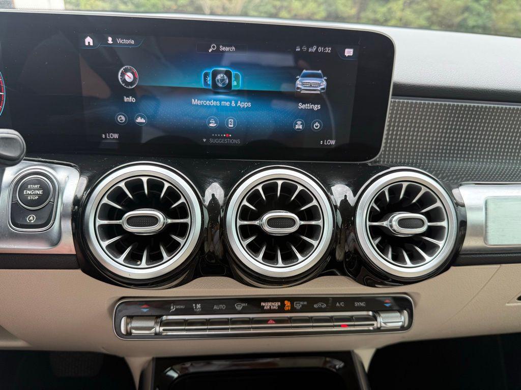 used 2020 Mercedes-Benz GLB 250 car, priced at $21,990