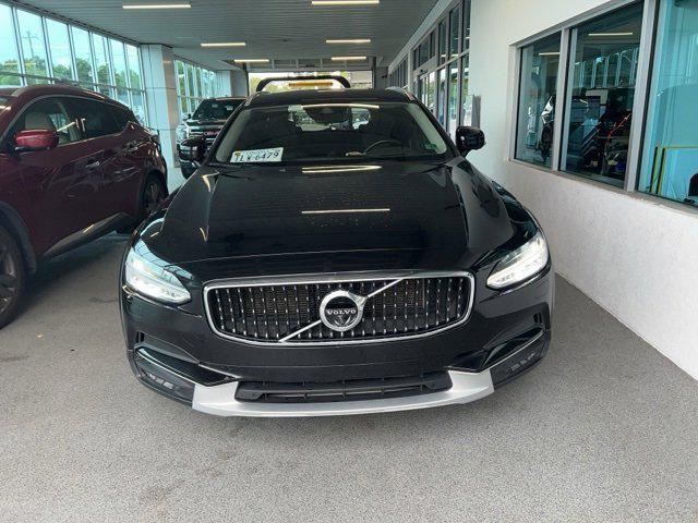 used 2020 Volvo V90 Cross Country car, priced at $24,990