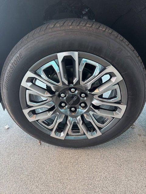 used 2024 GMC Yukon car, priced at $82,990