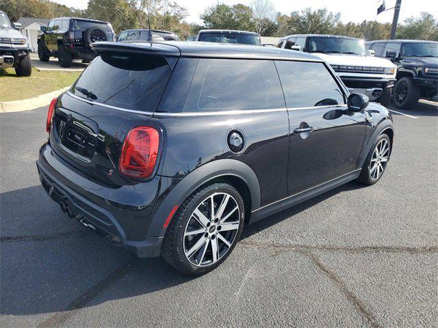 used 2022 MINI Hardtop car, priced at $23,990