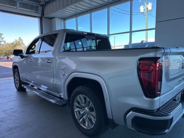 used 2022 GMC Sierra 1500 car, priced at $50,990