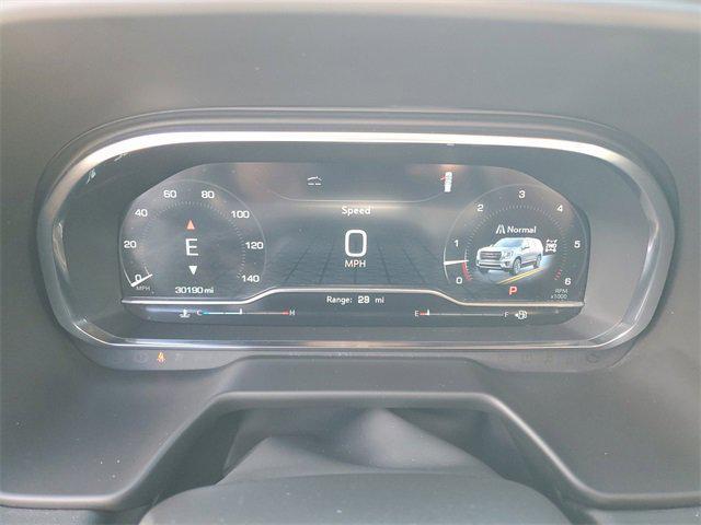 used 2024 GMC Yukon XL car, priced at $65,590