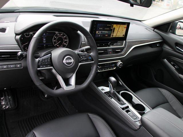 used 2023 Nissan Altima car, priced at $28,576