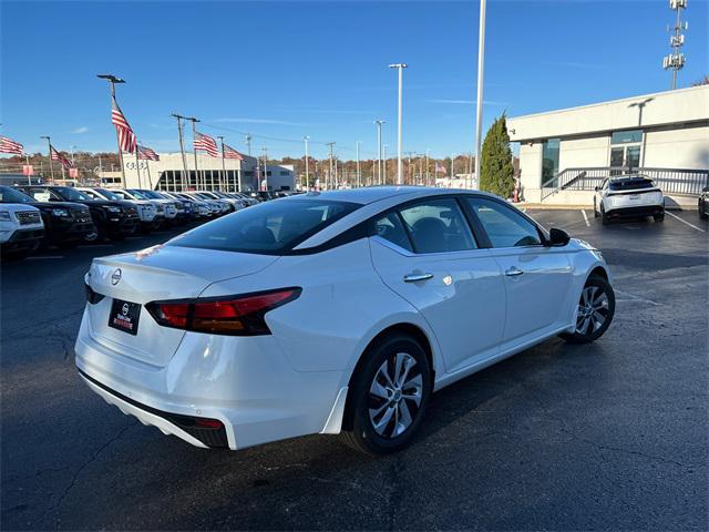 new 2025 Nissan Altima car, priced at $26,609