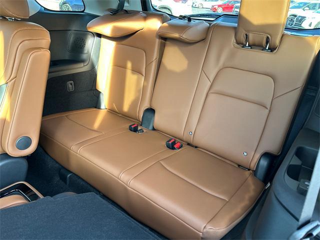 new 2025 Nissan Pathfinder car, priced at $50,101