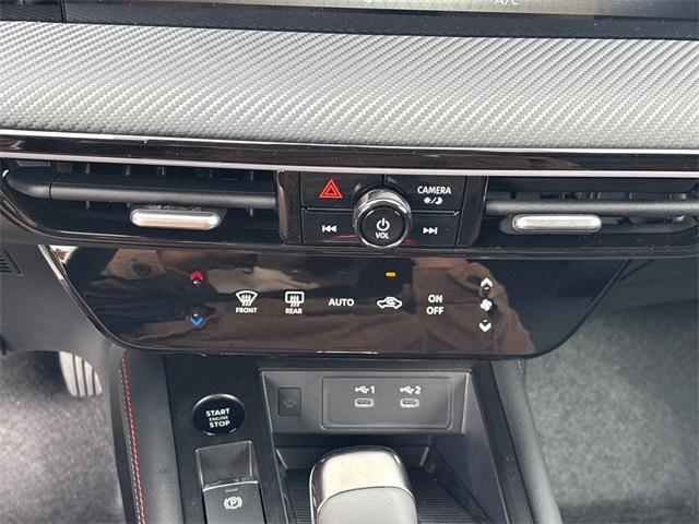 new 2025 Nissan Kicks car, priced at $31,283