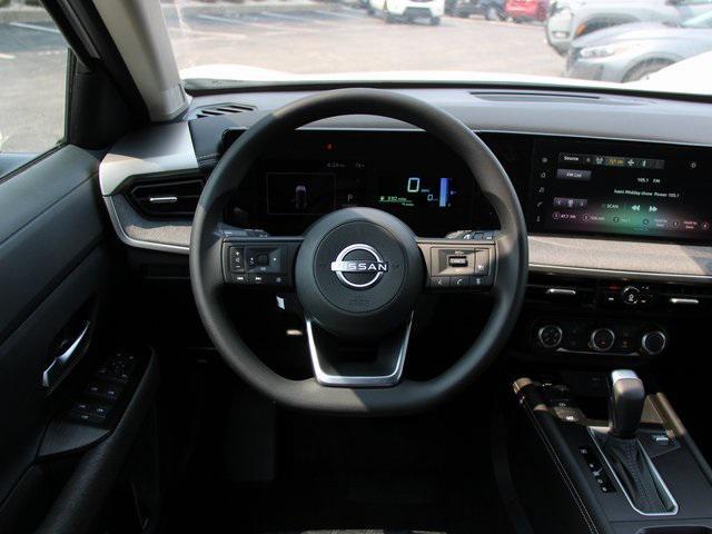 new 2025 Nissan Kicks car, priced at $27,150