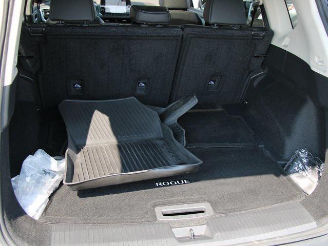 used 2022 Nissan Rogue car, priced at $27,995