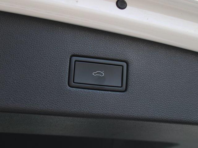 used 2022 Volkswagen Tiguan car, priced at $21,434