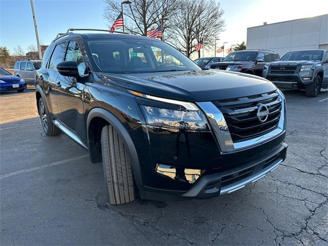 new 2025 Nissan Pathfinder car, priced at $50,227