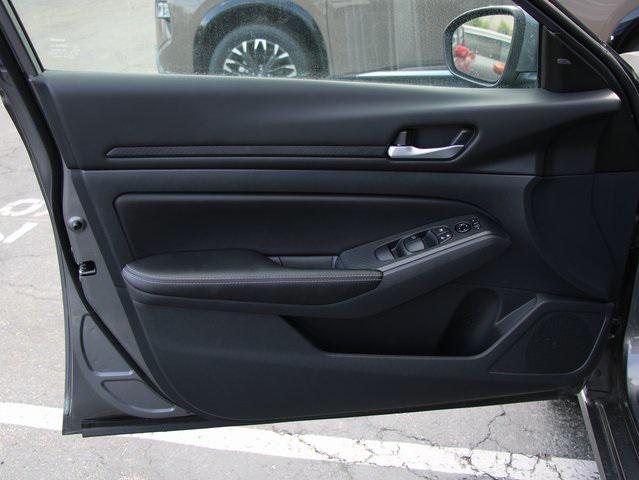 used 2024 Nissan Altima car, priced at $25,995