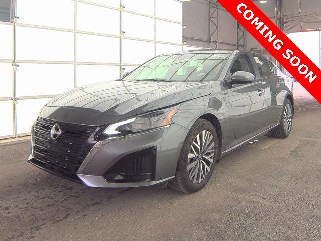 used 2024 Nissan Altima car, priced at $27,900