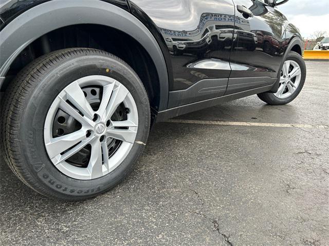 new 2025 Nissan Kicks car, priced at $23,286