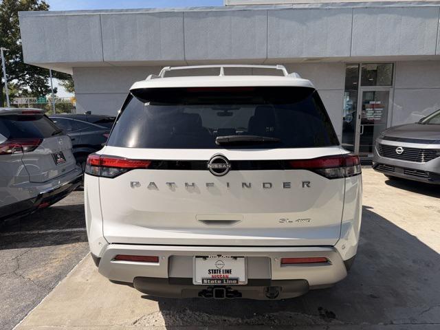 new 2025 Nissan Pathfinder car, priced at $40,390