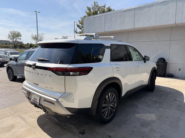 new 2025 Nissan Pathfinder car, priced at $40,390