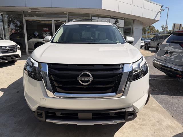 new 2025 Nissan Pathfinder car, priced at $40,390