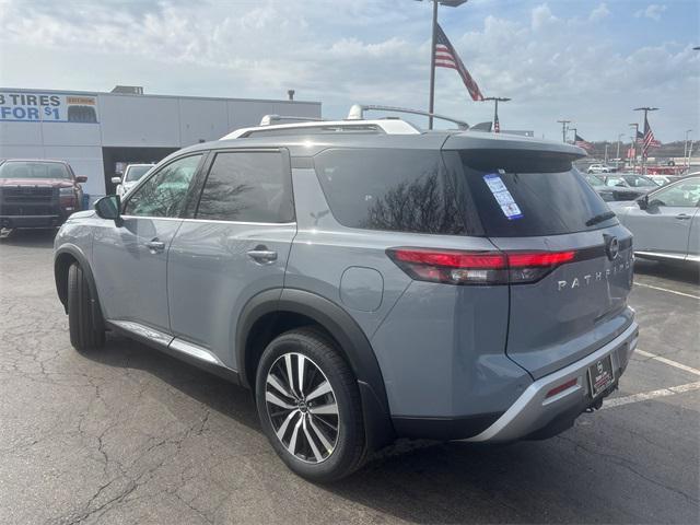 new 2025 Nissan Pathfinder car, priced at $50,101