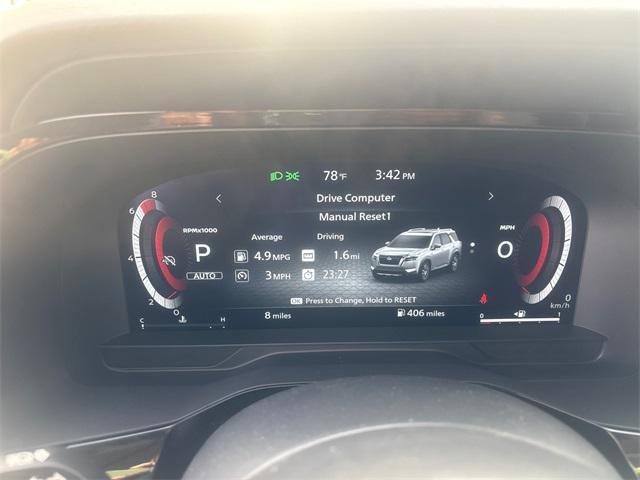 new 2025 Nissan Pathfinder car, priced at $50,101