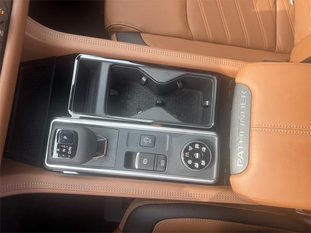 new 2025 Nissan Pathfinder car, priced at $50,101