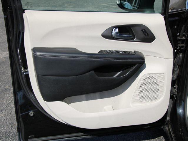 used 2023 Chrysler Pacifica car, priced at $22,995