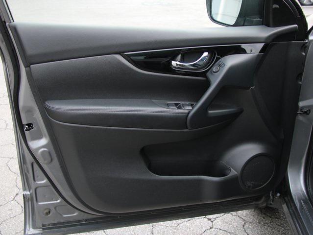 used 2022 Nissan Rogue Sport car, priced at $23,055