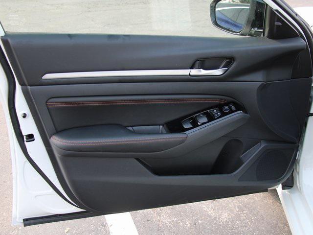 used 2023 Nissan Altima car, priced at $24,832