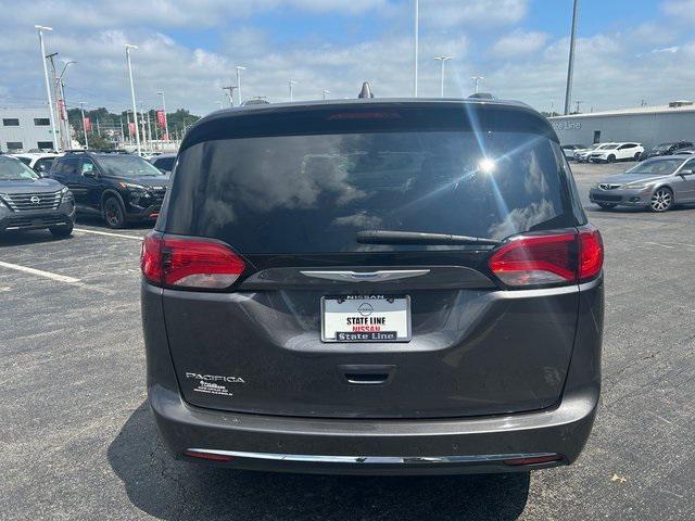 used 2018 Chrysler Pacifica car, priced at $13,978