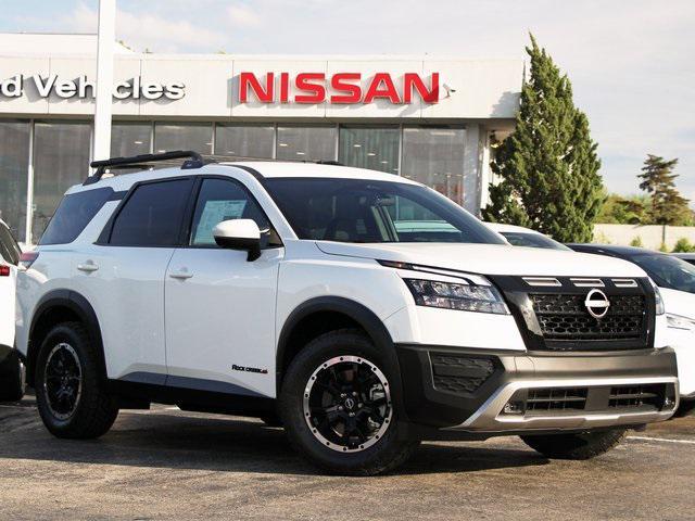 new 2025 Nissan Pathfinder car, priced at $40,656