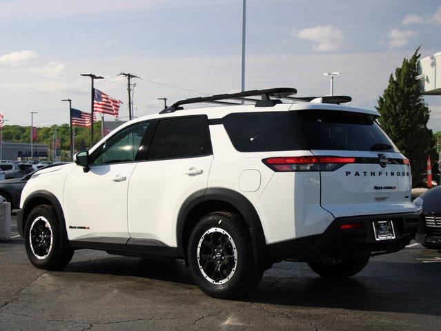 new 2025 Nissan Pathfinder car, priced at $40,656