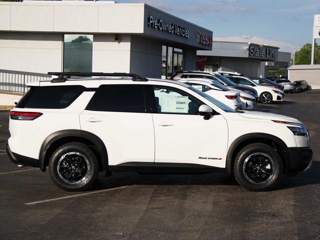 new 2025 Nissan Pathfinder car, priced at $40,656