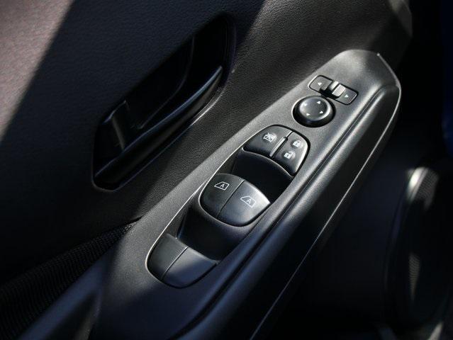new 2025 Nissan Kicks car, priced at $23,255