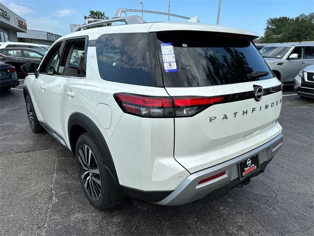 new 2024 Nissan Pathfinder car, priced at $50,304