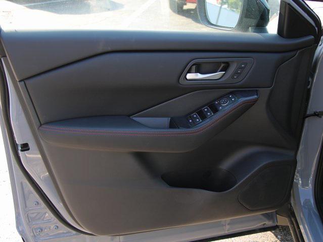 new 2025 Nissan Rogue car, priced at $33,850