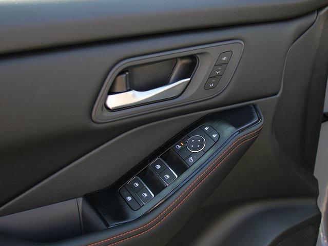 new 2025 Nissan Rogue car, priced at $33,850