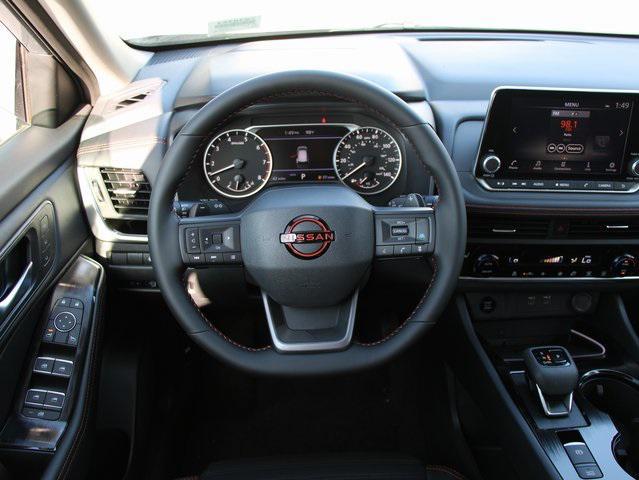 new 2025 Nissan Rogue car, priced at $33,850