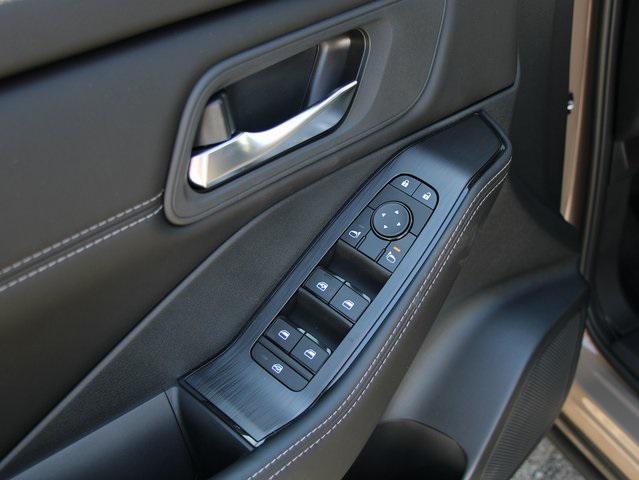 new 2025 Nissan Rogue car, priced at $33,111