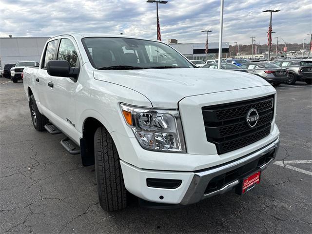 new 2024 Nissan Titan car, priced at $48,527