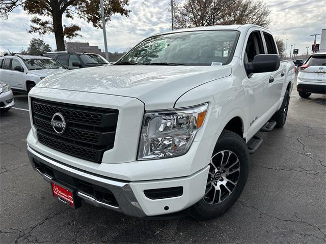 new 2024 Nissan Titan car, priced at $48,527