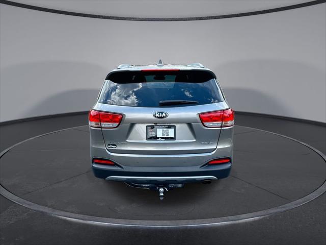 used 2018 Kia Sorento car, priced at $12,826