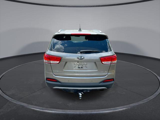 used 2018 Kia Sorento car, priced at $15,098