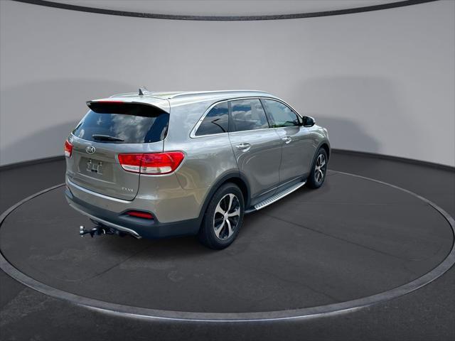 used 2018 Kia Sorento car, priced at $15,098