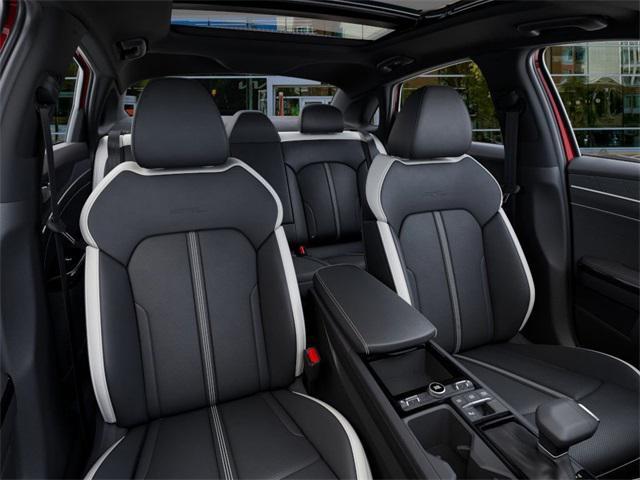 new 2025 Kia K5 car, priced at $30,923