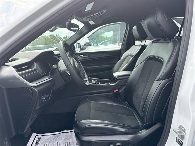 used 2024 Jeep Grand Cherokee L car, priced at $32,604