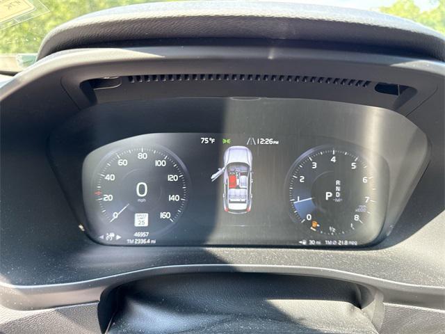 used 2019 Volvo XC40 car, priced at $26,171